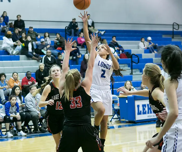 (photo by Chaparral Photo)