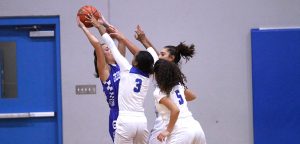Lady Lobos roughed up in 62-35 Georgetown loss