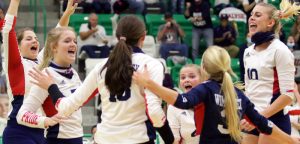 Texan volleyball falls in state final