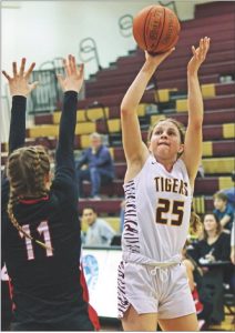 Lady Tigers fall short