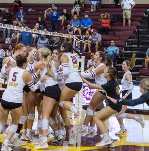 Dripping Springs Tigers volleyball team makes dramatic comeback win