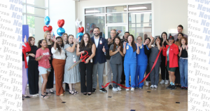 St. David’s CareNow Urgent Care cuts ribbon